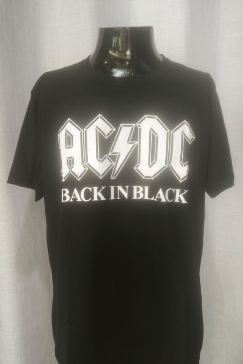 AC/DC Back In Black Letras Brancas (Red Rock)
