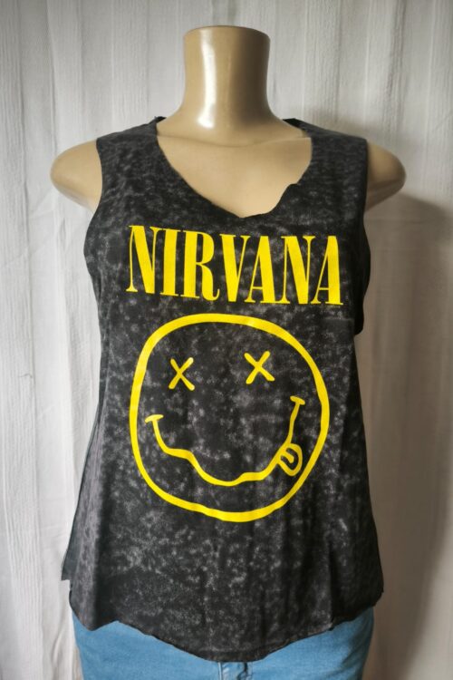 Regata Nirvana Detalhe lateral (STAMP)