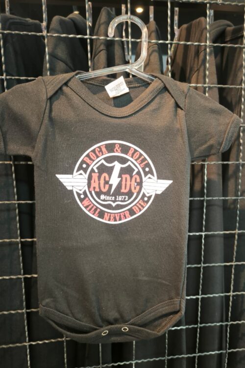 Body AC/DC 1973